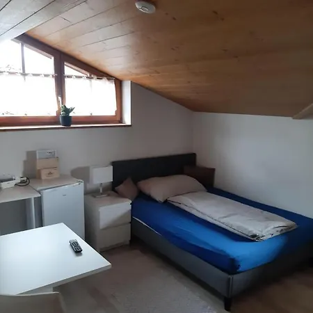 Haus Feiersinger Bed and breakfast